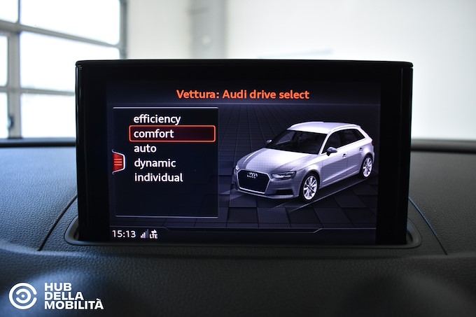AUDI A3 SPB 30 g-tron S tronic Admired